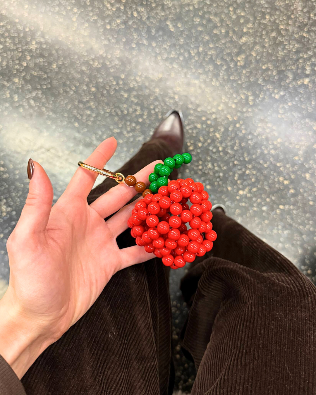 THE LERI x Mangia NYC Collab – Apple Beaded Bag Charm